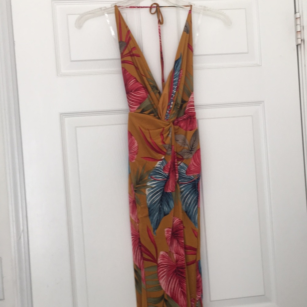 BNWT XS Fashion Nova dress